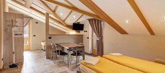 Pet-Friendly Apartment Ermi Casa da Claudia with Mountain View