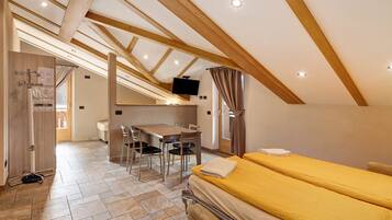 3 bedrooms, free WiFi, bed sheets