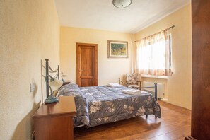 2 camere, ferro/asse da stiro, Wi-Fi gratuito, lenzuola