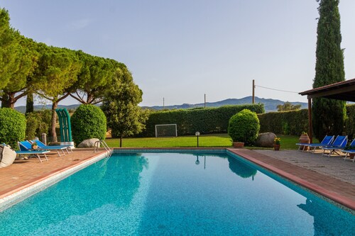 Appartement "Luna" en Maremme avec terrasses, piscine partagée et Wi-Fi