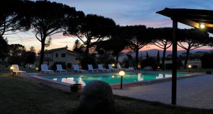 Apartment "Luna" with Terraces, Shared Pool & Wi-Fi