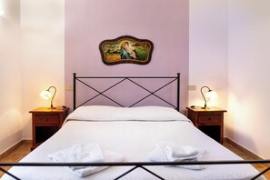 2 habitaciones, wifi gratis y ropa de cama