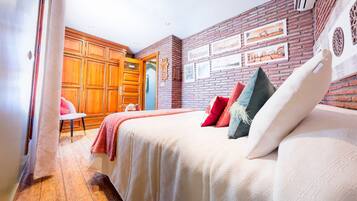 2 chambres, Wi-Fi gratuit, draps fournis