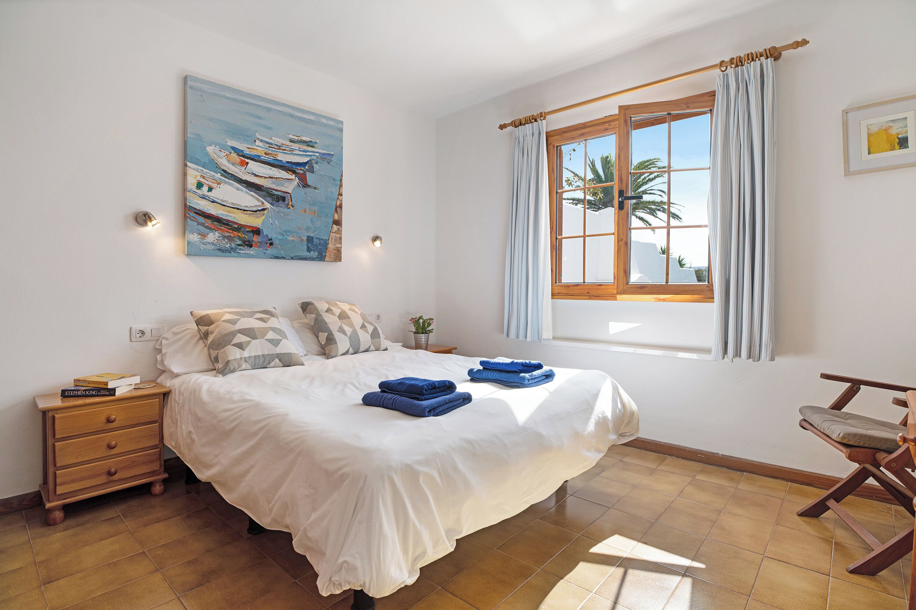 2 quartos, Wi-Fi de cortesia, roupa de cama