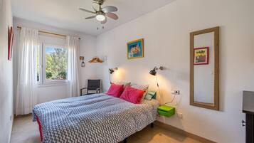 2 soveværelser, gratis Wi-Fi, sengetøj