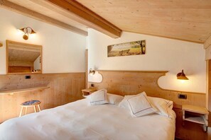 2 bedrooms, free WiFi, bed sheets, wheelchair access