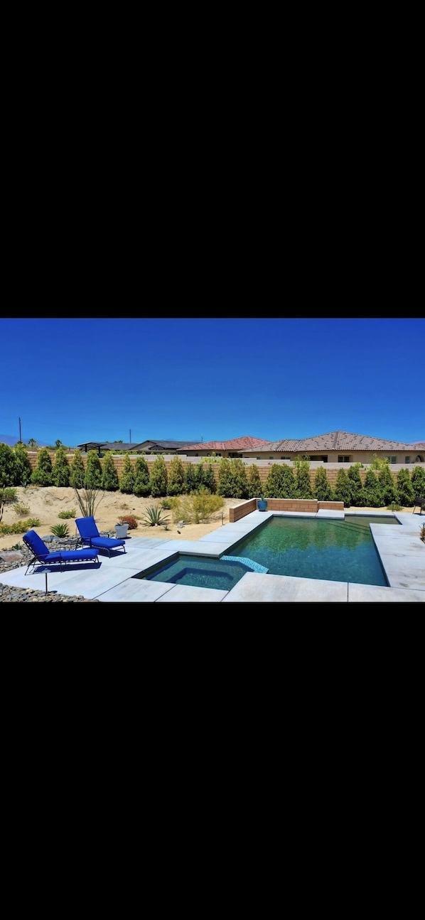 Outdoor pool, a heated pool
