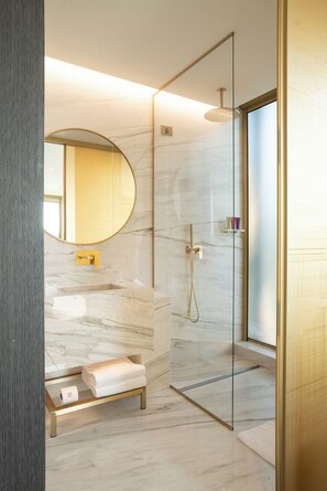 Studio, River View | Bathroom | Shower, rainfall showerhead, designer toiletries, hair dryer - The First Musica - Preferred Hotels & Resorts (Rome)