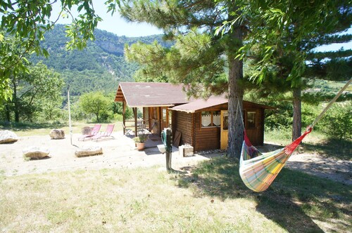 Gite Indépendant avec piscine en Drôme Provençale
