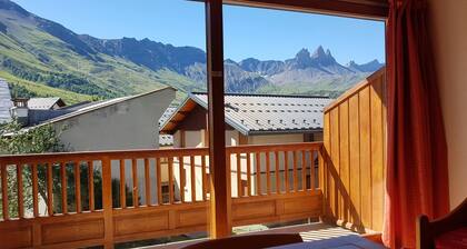 Studio 4 personnes - Lumineux - Belle vue sur les Aiguilles d'Arves