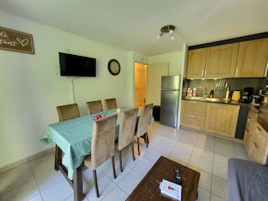 Dining - Mountain apartment with indoor pool and terrace (Saint-Gervais-les-Bains)