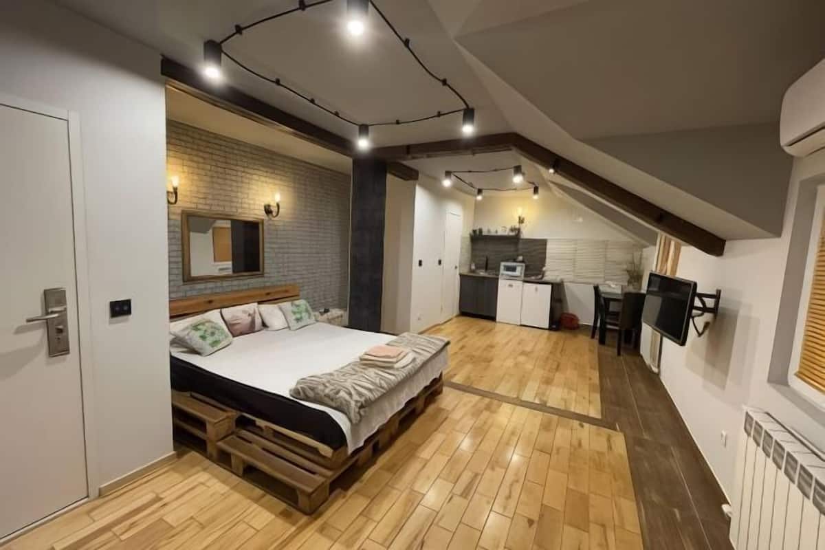 2 chambres, literie hypoallergénique, matelas mémoire de forme, bureau
