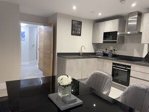 Microwave, oven