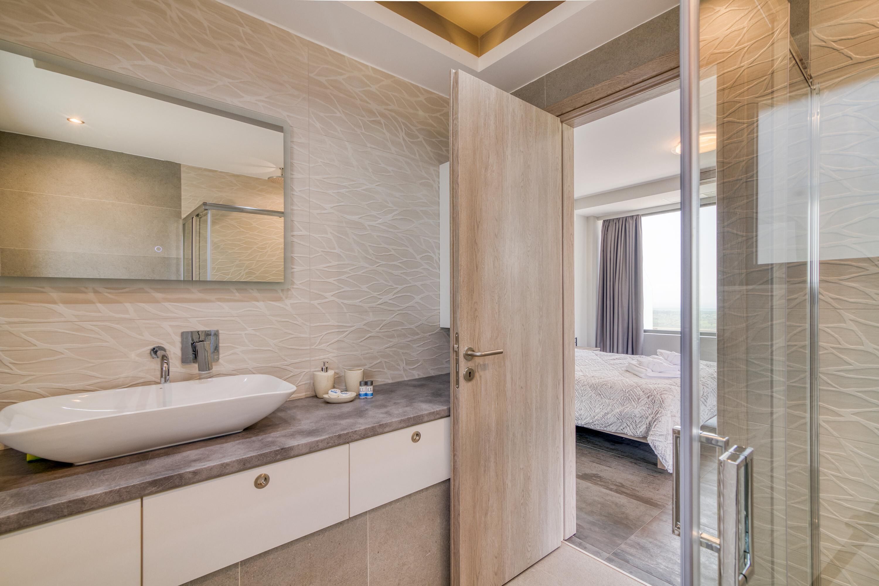 Serenity Suites Sea View 1