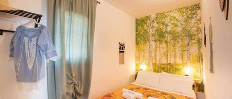 1 camera, ferro/asse da stiro, Wi-Fi, lenzuola