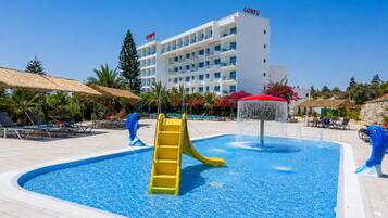 2 outdoor pools, pool umbrellas, sun loungers