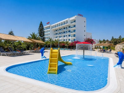 Corfu Hotel