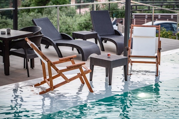 Seasonal outdoor pool