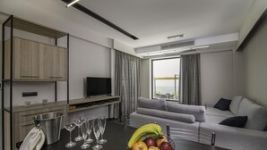 Familiehus, flere soverom, 2 bad (Serenity Suites Sea View 3) | Spiseområde