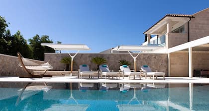 Luxury Villa Noblesse - top of the line seafront villa in Cavtat