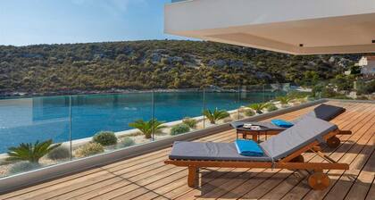 Villa Endless Summer - 5 Star beachfront villa with a pool by MyWaycation