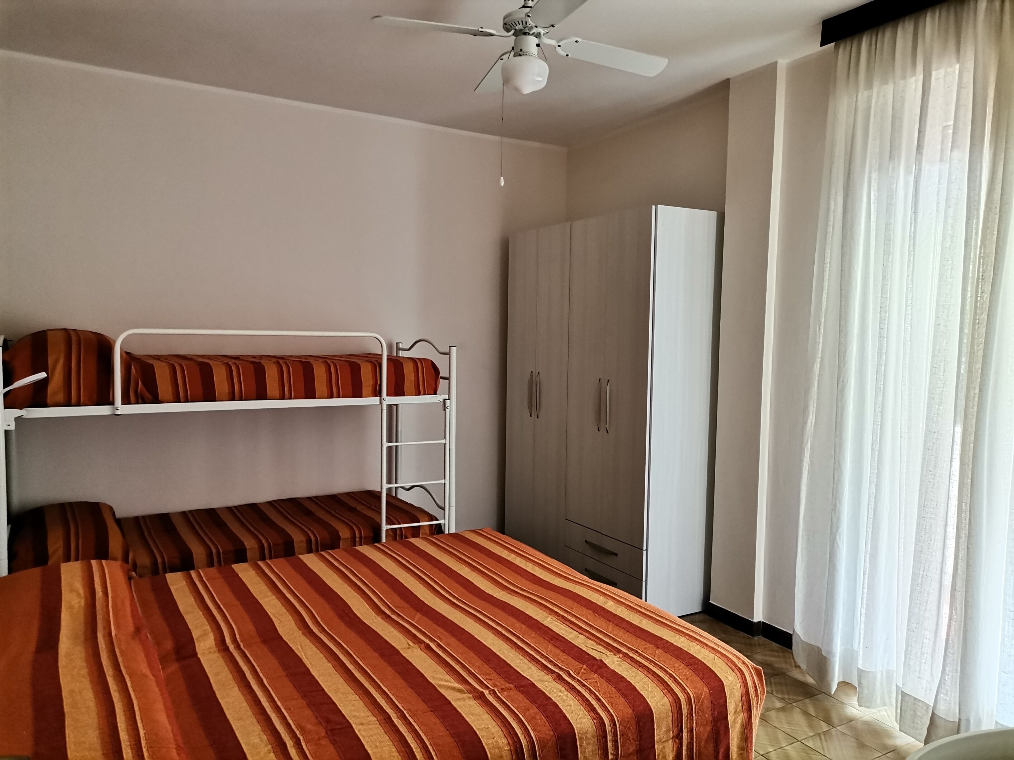 2 chambres, fer et planche à repasser, Wi-Fi gratuit