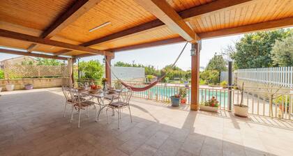 Villa Venere - Elegant Sicilian Refuge with a View of Mount Etna