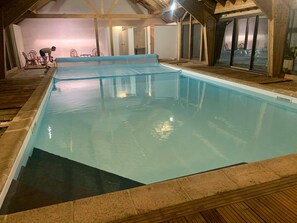 Innenpool, beheizter Pool