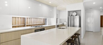 Lowtide Five Bedroom 22