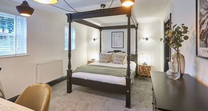 Host & Stay | The Annexe @ The Old Brewery