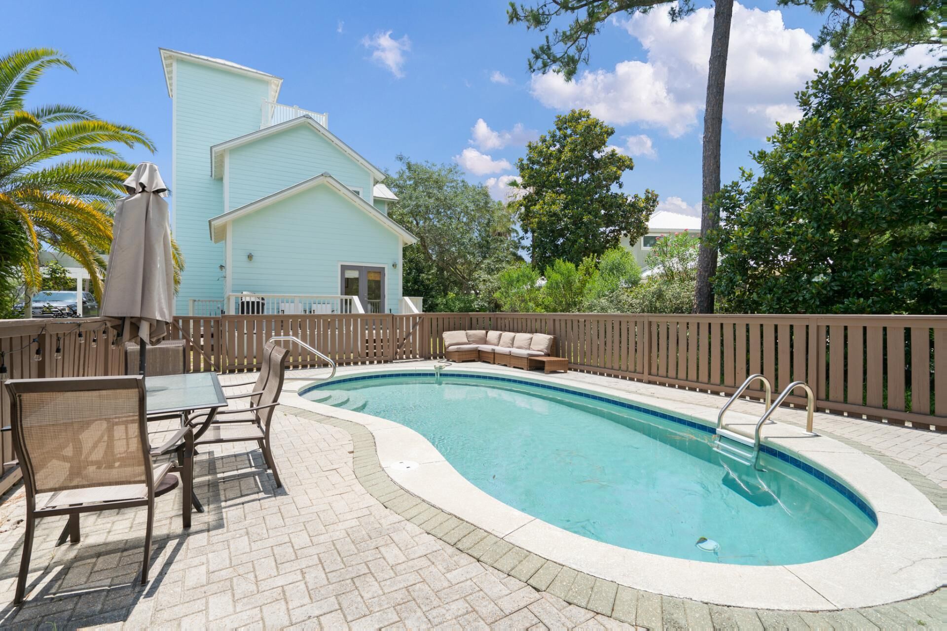 "Archer Dunes" Private Pool! 3 Adult Bikes! 250 Steps to the Beach!