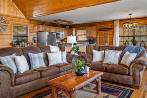 Smart TV, fireplace, DVD player