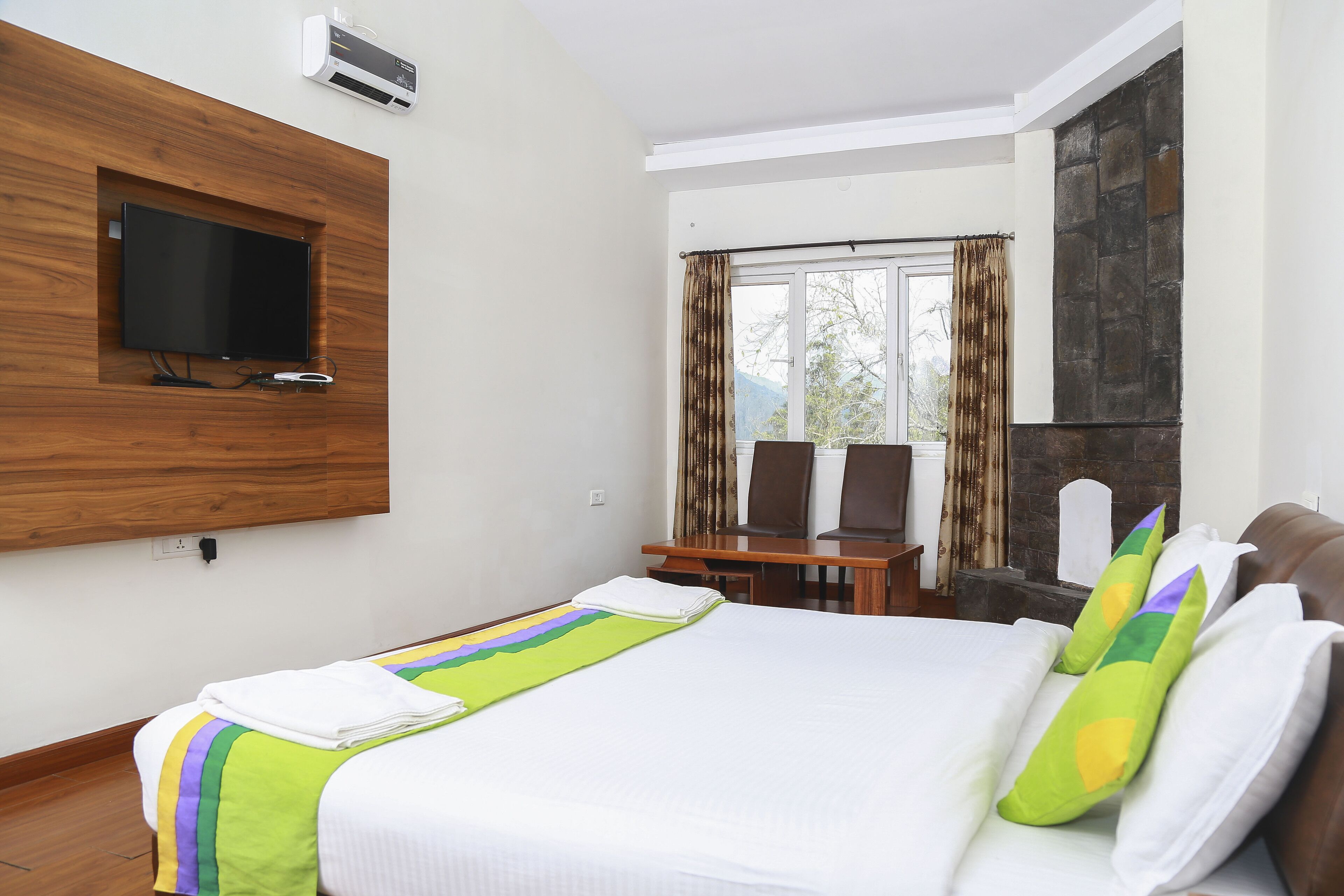 Rom – deluxe | Sengetøy av topp kvalitet, strykejern/-brett og sengetøy