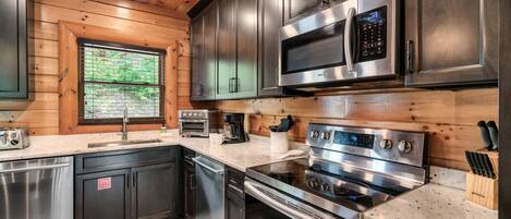 Refrigerador, microondas, horno, placa de cocina