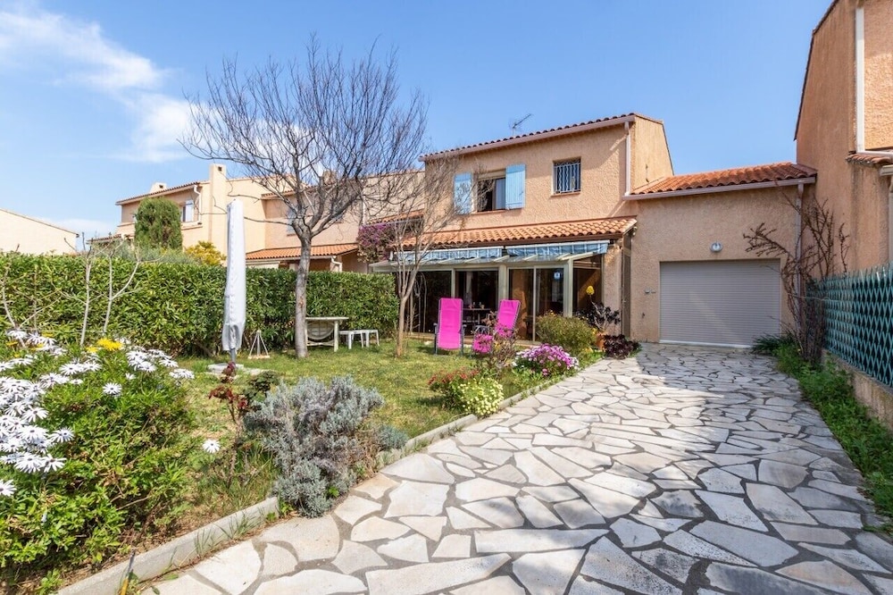 Nice Duplex With Garden Terrace And Garage