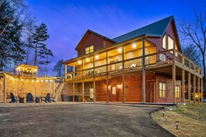 Exterior - StepstoGSM*Bigdogfrndly*Minigolf*Pool (Wear Valley)