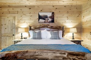 4 camere, una scrivania, ferro/asse da stiro, culla da viaggio