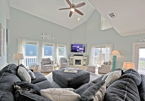 Casa, 4 habitaciones | Sala de estar