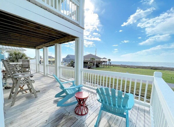 Casa, 4 habitaciones | Balcón