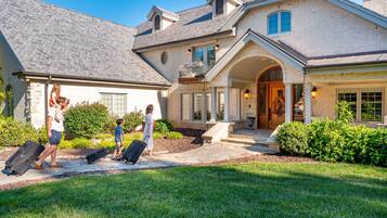 House, Multiple Bedrooms | Exterior