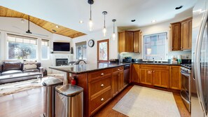 Condo, 3 Bedrooms | Private kitchen | Fridge, oven, coffee/tea maker, toaster - Grayfox 2 Pet-Friendly, 5-Star with Private Hot Tub, 2 Car Garage and Prime Location by RedAwning (Mammoth Lakes)