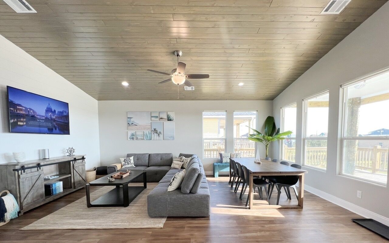 House, 3 Bedrooms | Living area | Smart TV