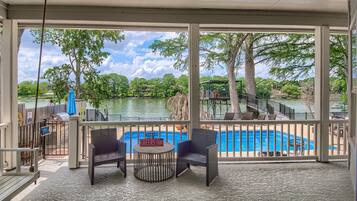 House, 3 Bedrooms | Property grounds