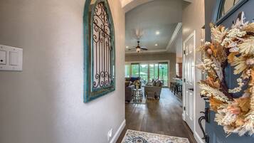 Rumah, 3 kamar tidur | Interior