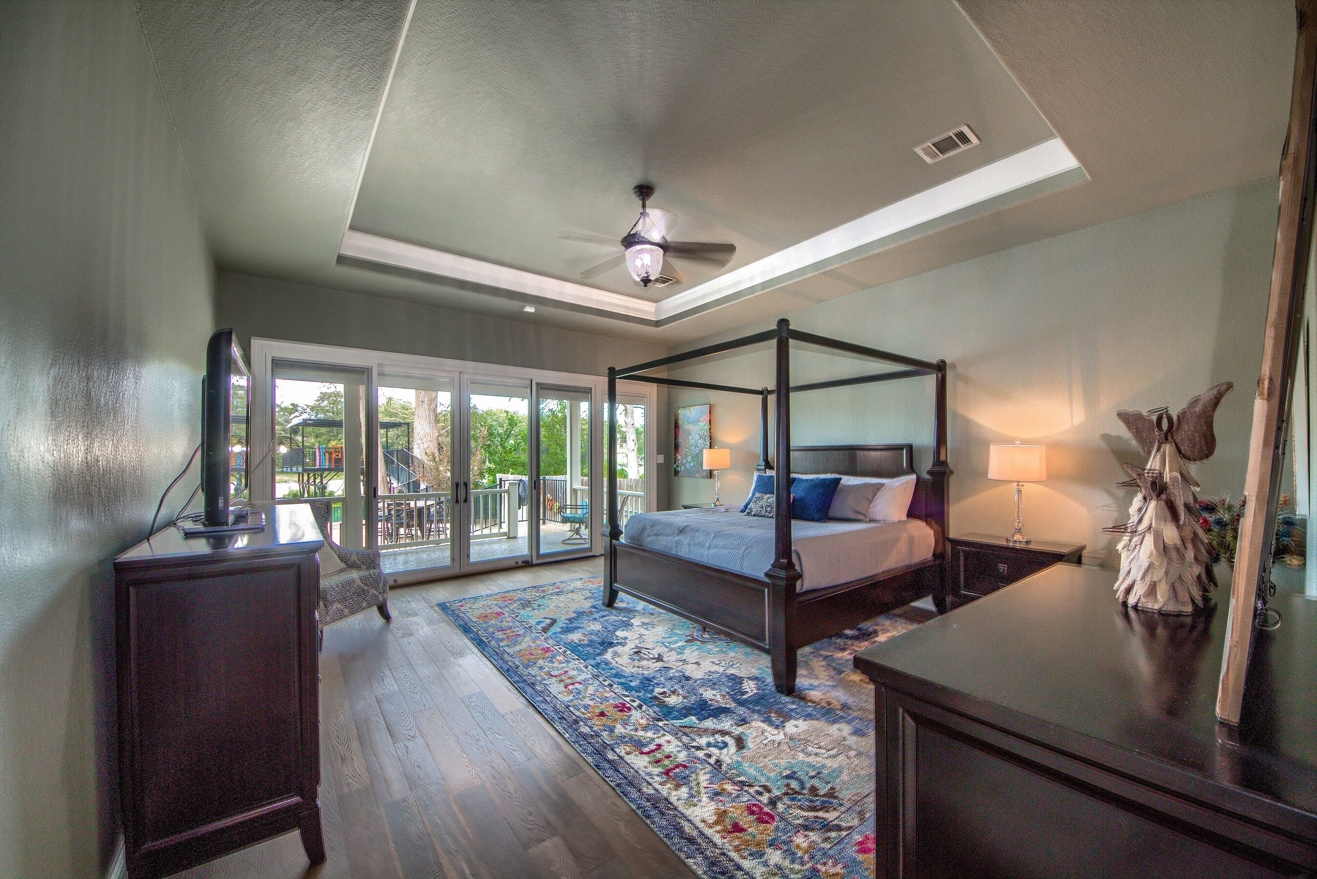 Dock Holiday LD 1215 3 Bedroom Home by Redawning