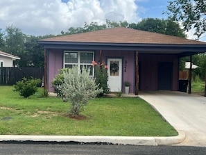 House, 3 Bedrooms | Exterior
