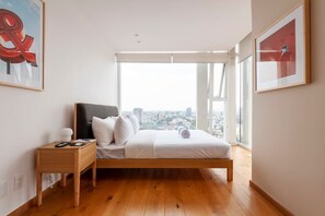 2 chambres, fer et planche à repasser, lit parapluie, Wi-Fi