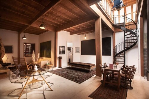 w* | Villa with Rooftop Terrace in Barranco