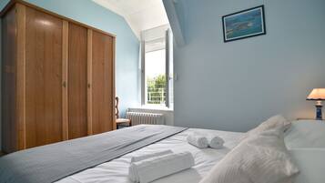 2 chambres, fer et planche Ă repasser, Wi-Fi gratuit