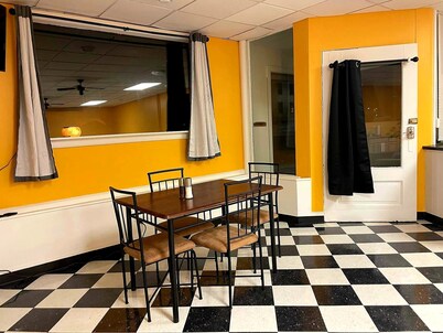 1BR Close to MTU, Keweenaw, Houghton w/Full Amenities on the SXS SnowmobileTrail